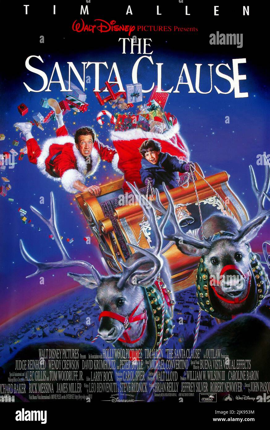 Tim Allen & Eric Lloyd Poster Film: The Santa Clause (USA 1994) Characters: Scott Calvin &  Director: John Pasquin 11 November 1994   **WARNING** This Photograph is for editorial use only and is the copyright of DISNEY and/or the Photographer assigned by the Film or Production Company and can only be reproduced by publications in conjunction with the promotion of the above Film. A Mandatory Credit To DISNEY is required. The Photographer should also be credited when known. No commercial use can be granted without written authority from the Film Company. Stock Photo