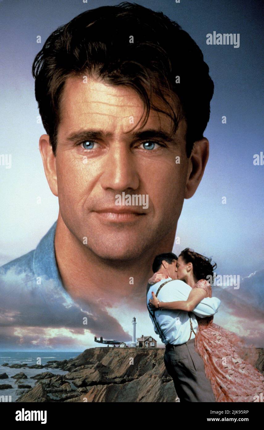Mel Gibson & Isabel Glasser Film: Forever Young (USA 1992) Characters: Capt. Daniel McCormick & Helen  Director: Steve Miner 11 December 1992   **WARNING** This Photograph is for editorial use only and is the copyright of WARNER BROS. and/or the Photographer assigned by the Film or Production Company and can only be reproduced by publications in conjunction with the promotion of the above Film. A Mandatory Credit To WARNER BROS. is required. The Photographer should also be credited when known. No commercial use can be granted without written authority from the Film Company. Stock Photo
