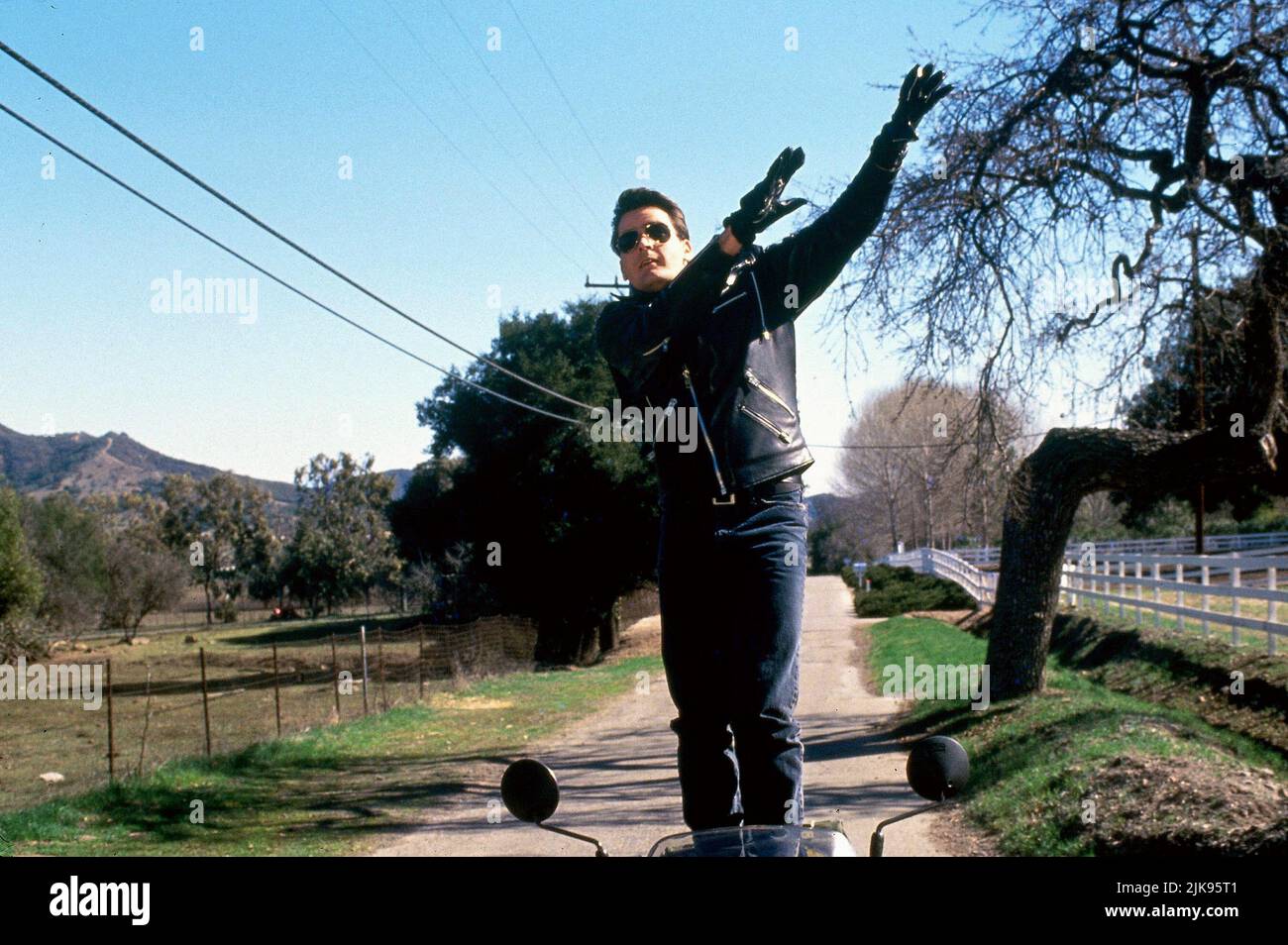 Charlie Sheen Film: Hot Shots! (1991) Characters: Lt. Topper Harley