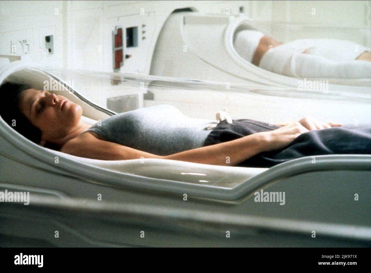 Sigourney Weaver Film Alien 3 (USA 1992) Characters: Ellen Riple ...