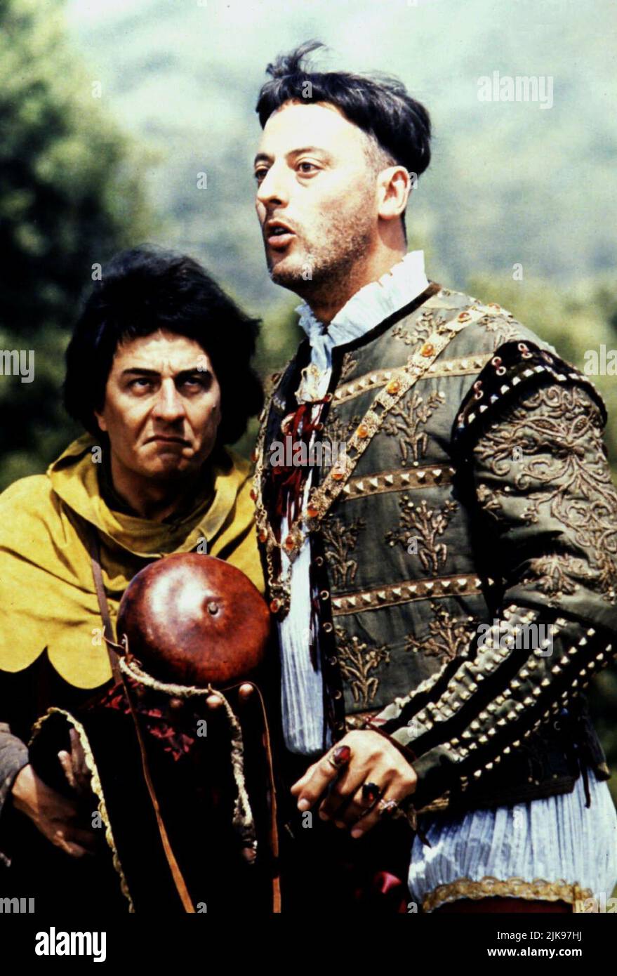 Christian Clavier & Jean Reno Film: Les Visiteurs; The Visitors (Les Visiteurs) Characters: Jacquouille la Fripouille & Godefroy de Papincourt, Comte de Montmirail  Fr 1993, Director: Jean-Marie Poire 27 January 1993   **WARNING** This Photograph is for editorial use only and is the copyright of GAUMONT INTERNATIONAL and/or the Photographer assigned by the Film or Production Company and can only be reproduced by publications in conjunction with the promotion of the above Film. A Mandatory Credit To GAUMONT INTERNATIONAL is required. The Photographer should also be credited when known. No comme Stock Photo