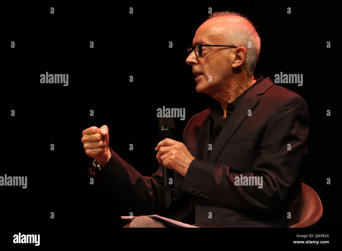 Paul dainty am hires stock photography and images Alamy