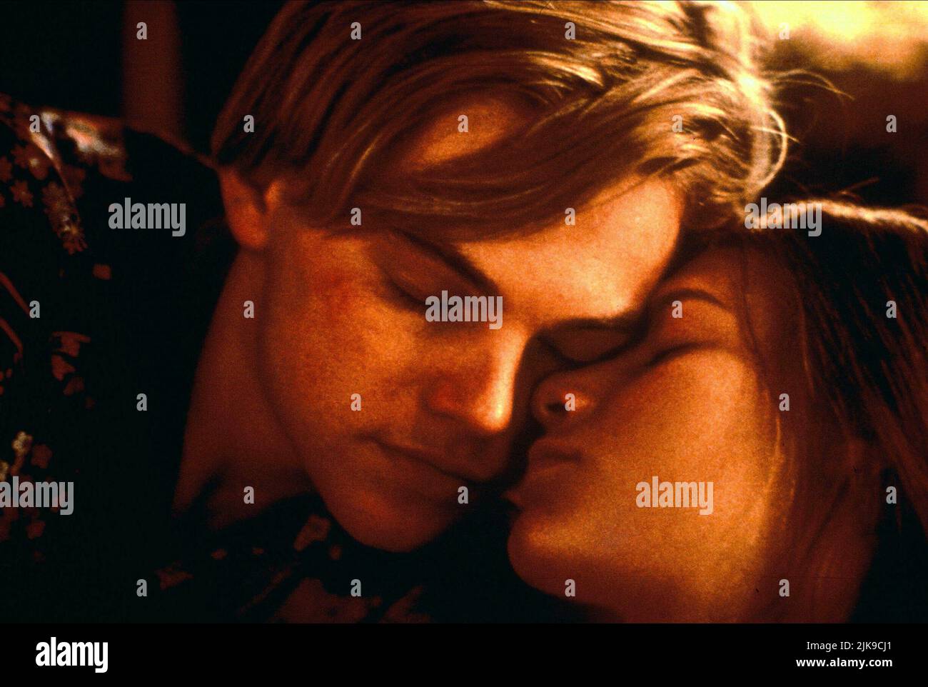 Leonardo Dicaprio & Claire Danes Film: Romeo + Juliet; Romeo And Juliet (USA 1996)   Director: Baz Luhrmann 01 November 1996   **WARNING** This Photograph is for editorial use only and is the copyright of 20TH CENTURY FOX and/or the Photographer assigned by the Film or Production Company and can only be reproduced by publications in conjunction with the promotion of the above Film. A Mandatory Credit To 20TH CENTURY FOX is required. The Photographer should also be credited when known. No commercial use can be granted without written authority from the Film Company. Stock Photo