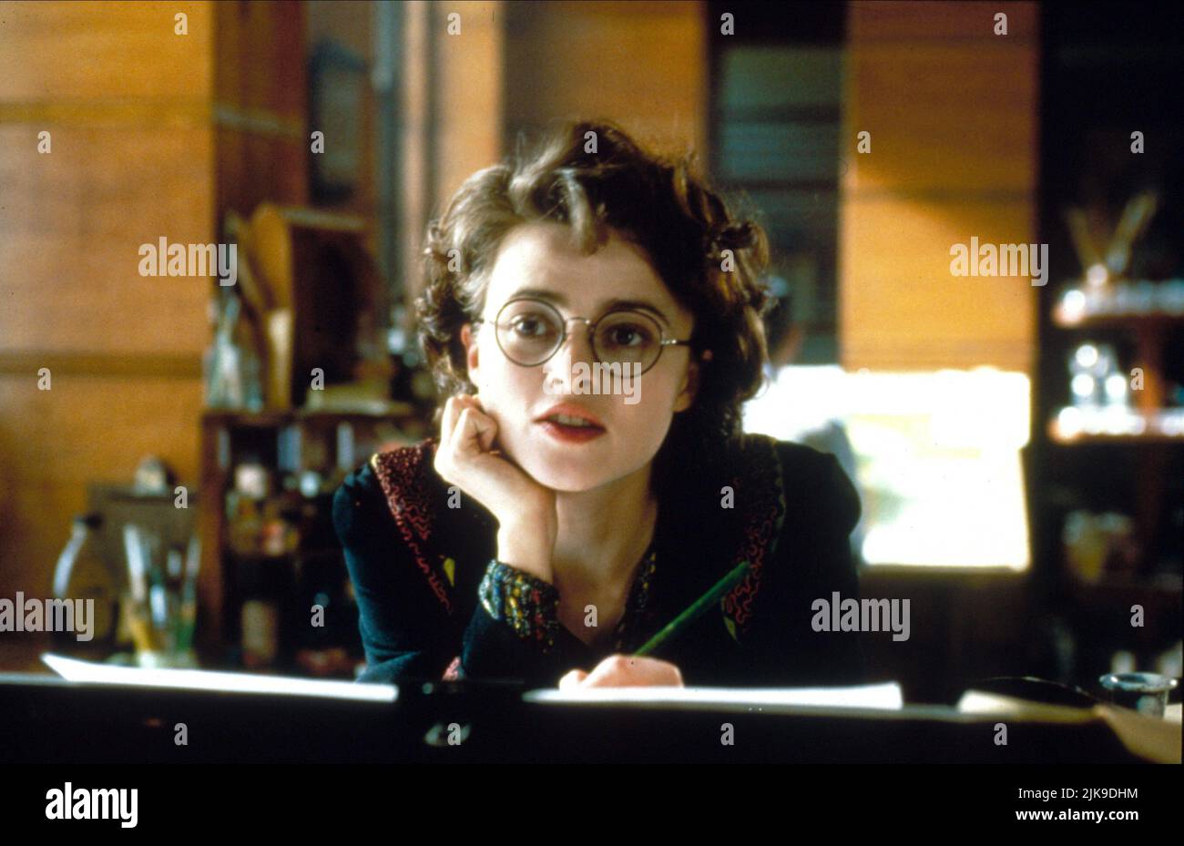 Helena Bonham Carter Film: Keep The Aspidistra Flying; A Merry War (UK  1997) Characters: Rosemary Director: Robert Bierman 08 September 1997  **WARNING** This Photograph is for editorial use only and is the