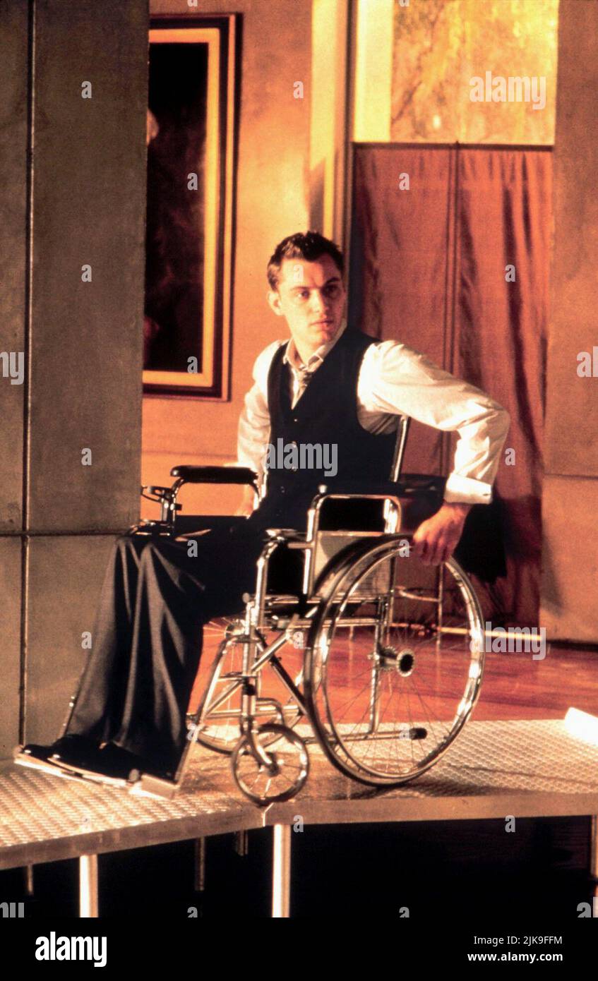 Jude law gattaca 1997 hires stock photography and images Alamy