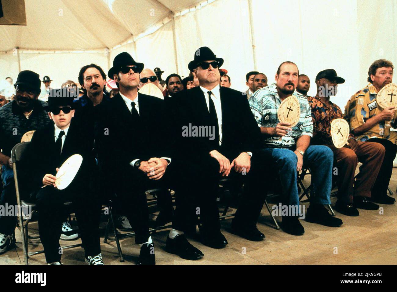 J. Evan Bonifant, Dan Aykroyd,John Goodman Film: Blues Brothers 2000 (1998) Characters: Buster,Elwood Blues,Mighty Mack McTeer  Director: John Landis 06 February 1998   **WARNING** This Photograph is for editorial use only and is the copyright of UNIVERSAL PICTURES and/or the Photographer assigned by the Film or Production Company and can only be reproduced by publications in conjunction with the promotion of the above Film. A Mandatory Credit To UNIVERSAL PICTURES is required. The Photographer should also be credited when known. No commercial use can be granted without written authority from Stock Photo