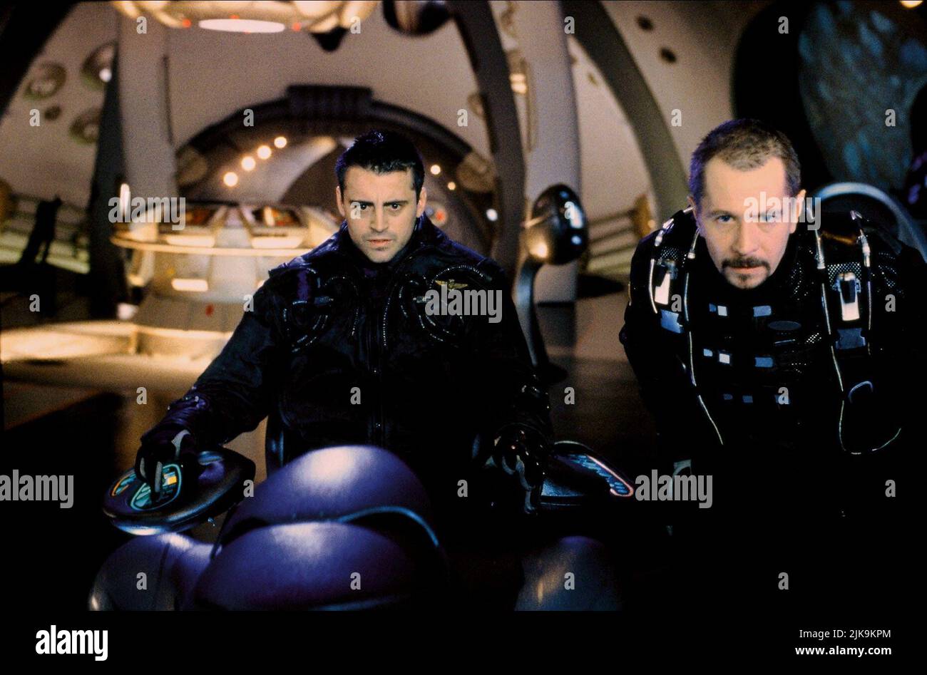 Matt Leblanc & Gary Oldman Film: Lost In Space (USA 1998) Characters: Maj. Don West & Spider Smith  Director: Stephen Hopkins 03 April 1998   **WARNING** This Photograph is for editorial use only and is the copyright of NEW LINE CINEMA and/or the Photographer assigned by the Film or Production Company and can only be reproduced by publications in conjunction with the promotion of the above Film. A Mandatory Credit To NEW LINE CINEMA is required. The Photographer should also be credited when known. No commercial use can be granted without written authority from the Film Company. Stock Photo