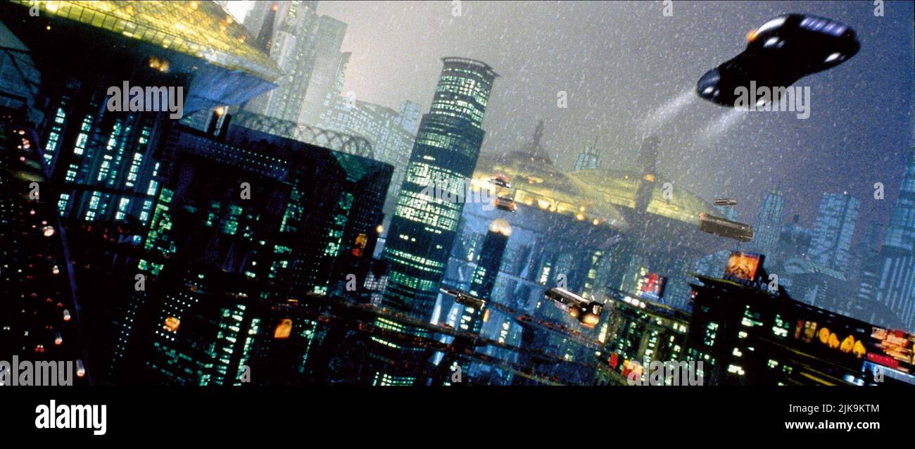 Futuristic City Scene Film: Lost In Space (USA 1998)   Director: Stephen Hopkins 03 April 1998   **WARNING** This Photograph is for editorial use only and is the copyright of NEW LINE CINEMA and/or the Photographer assigned by the Film or Production Company and can only be reproduced by publications in conjunction with the promotion of the above Film. A Mandatory Credit To NEW LINE CINEMA is required. The Photographer should also be credited when known. No commercial use can be granted without written authority from the Film Company. Stock Photo