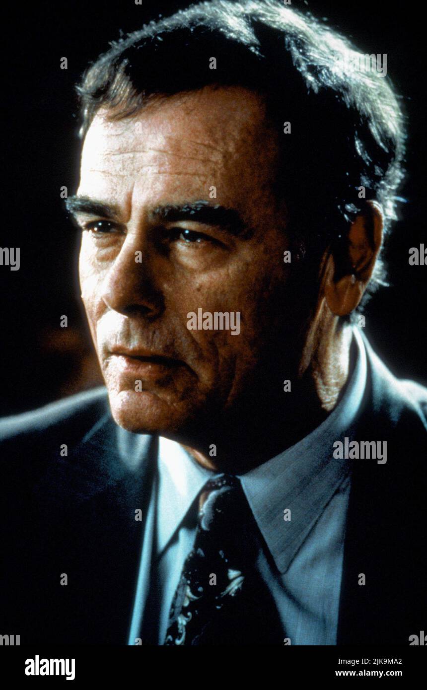 Dean Stockwell Film: Twilight Man (1995) Characters: Hollis Deitz  Director: Craig R. Baxley 26 July 1996   **WARNING** This Photograph is for editorial use only and is the copyright of HARRIS & COMPANY and/or the Photographer assigned by the Film or Production Company and can only be reproduced by publications in conjunction with the promotion of the above Film. A Mandatory Credit To HARRIS & COMPANY is required. The Photographer should also be credited when known. No commercial use can be granted without written authority from the Film Company. Stock Photo