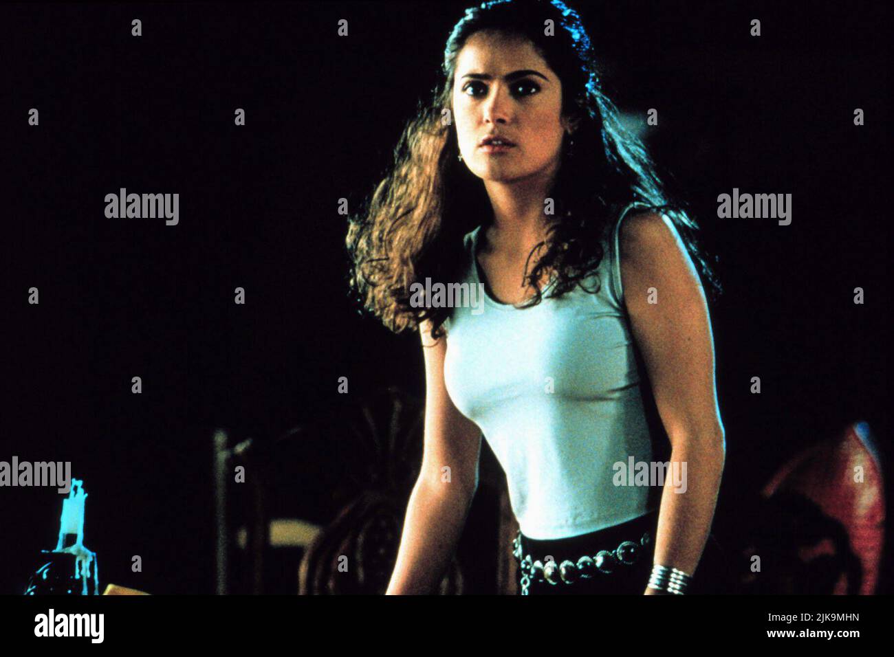 Salma Hayek Film: Fools Rush In (1997) Characters: Isabel Fuentes Whitman  Director: Andy Tennant 14 February 1997   **WARNING** This Photograph is for editorial use only and is the copyright of COLUMBIA and/or the Photographer assigned by the Film or Production Company and can only be reproduced by publications in conjunction with the promotion of the above Film. A Mandatory Credit To COLUMBIA is required. The Photographer should also be credited when known. No commercial use can be granted without written authority from the Film Company. Stock Photo