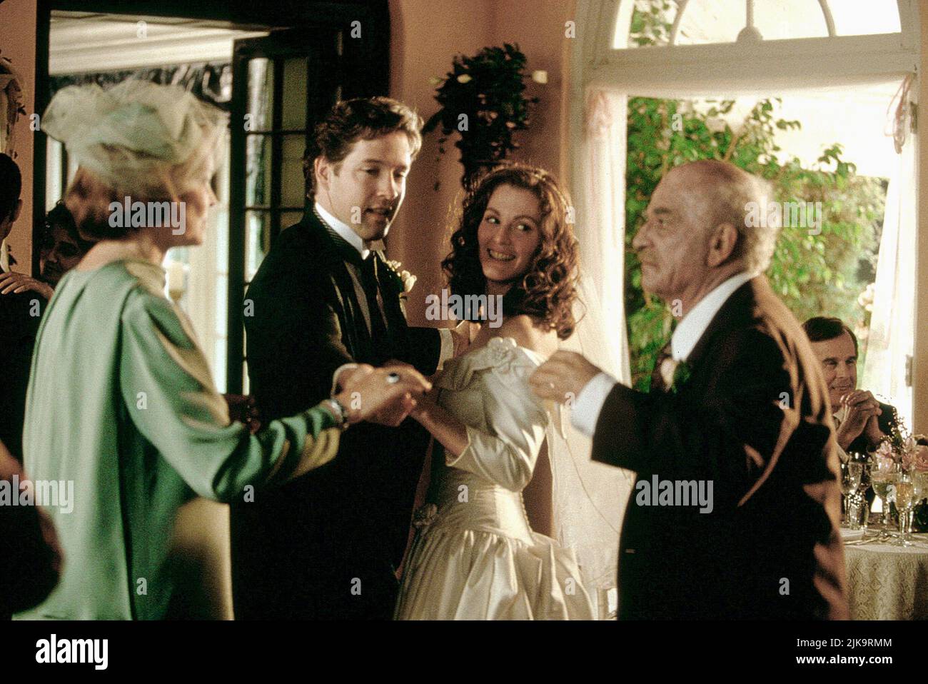 Ellen Burstyn, D.B. Sweeney, Julianne Moore, Peter Falk Film Roommates