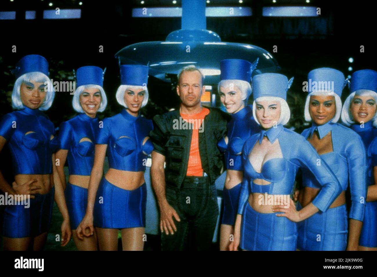 Luc fifth element 1997 hi-res stock photography and images - Alamy