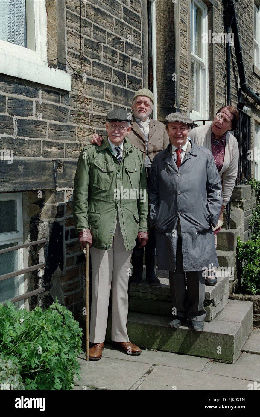Foggy, Compo, Clegg, Nora Batty, Brian Wilde, Bill Owen, Peter Sallis & Kathy Staff Television: Last Of The Summer Wine (TV-Serie) Characters: ,,Clegg,Nora Batty,Foggy Dewhurst,Compo Simmonite,Clegg & Nora Batty  Uk 1973-2010, 21 May 1996   **WARNING** This Photograph is for editorial use only and is the copyright of ALLSTAR and/or the Photographer assigned by the Film or Production Company and can only be reproduced by publications in conjunction with the promotion of the above Film. A Mandatory Credit To ALLSTAR is required. The Photographer should also be credited when known. No commercial Stock Photo