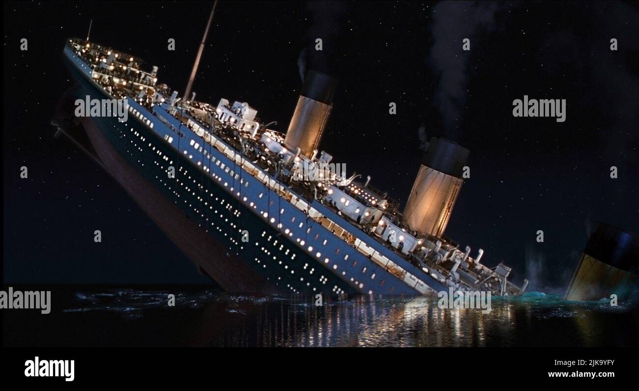 titanic sinking movie rose