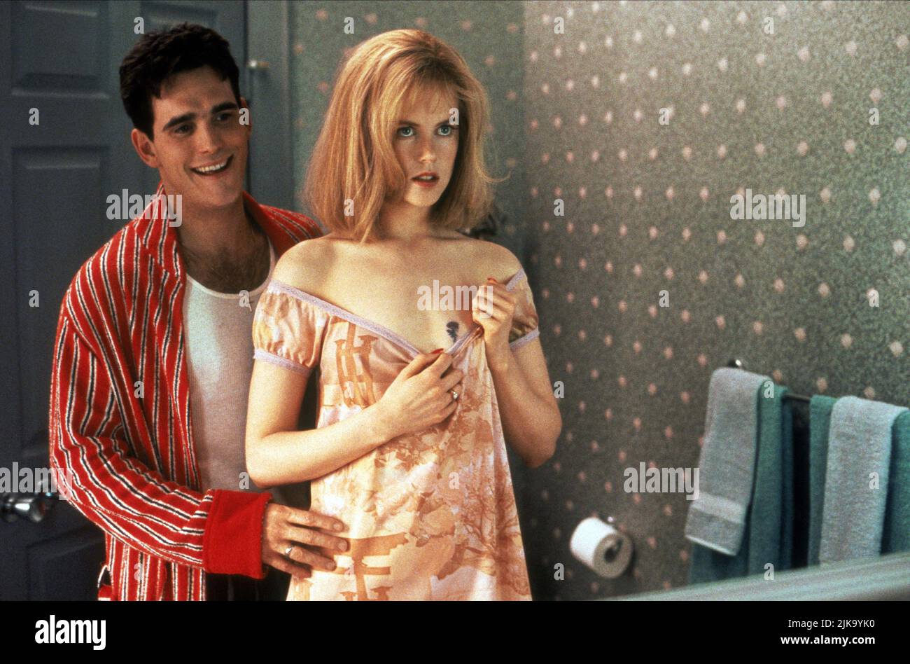 Matt Dillon & Nicole Kidman Film: To Die For (USA/CAN/UK 1995) Characters: Larry Maretto, Suzanne Stone Maretto  Director: Gus Van Sant 20 May 1995   **WARNING** This Photograph is for editorial use only and is the copyright of COLUMBIA and/or the Photographer assigned by the Film or Production Company and can only be reproduced by publications in conjunction with the promotion of the above Film. A Mandatory Credit To COLUMBIA is required. The Photographer should also be credited when known. No commercial use can be granted without written authority from the Film Company. Stock Photo