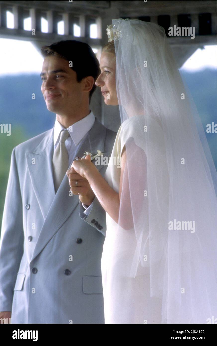 Johnathon Schaech & Paltrow Film Hush (1998) Characters