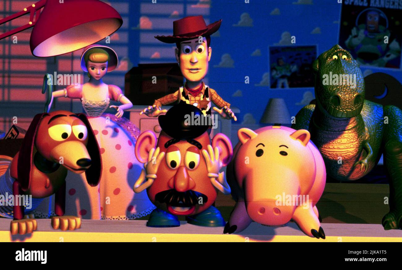 Slinky, Bo Peep, Mr Potato Head, Woody, Hamm & Rex Film: Toy Story (USA 1995) Characters: ,Bo Peep,,Woody,Hamm & Rex  Director: John Lasseter 19 November 1995   **WARNING** This Photograph is for editorial use only and is the copyright of PIXARDISNEY and/or the Photographer assigned by the Film or Production Company and can only be reproduced by publications in conjunction with the promotion of the above Film. A Mandatory Credit To PIXARDISNEY is required. The Photographer should also be credited when known. No commercial use can be granted without written authority from the Film Company. Stock Photo