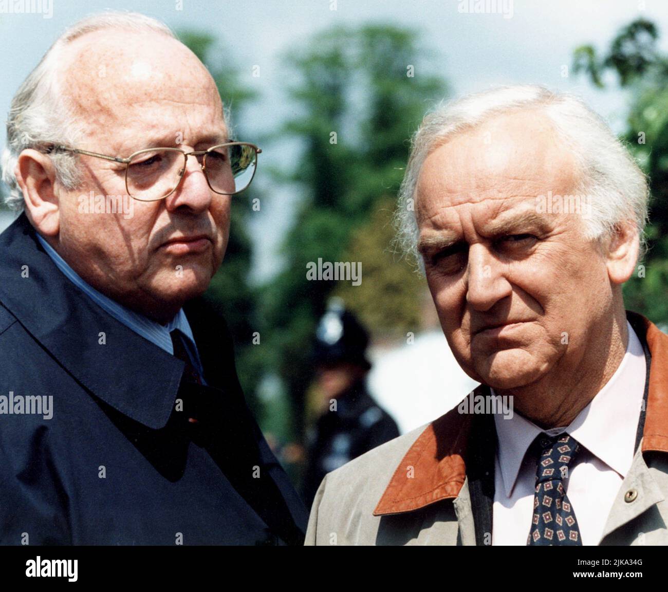 James Grout & John Thaw Television: Inspector Morse; The Way Through The Woods (1998) Characters: Chief Superintendent Strange & Chief Inspector Morse  28 November 1995   **WARNING** This Photograph is for editorial use only and is the copyright of The Film Company and/or the Photographer assigned by the Film or Production Company and can only be reproduced by publications in conjunction with the promotion of the above Film. A Mandatory Credit To The Film Company is required. The Photographer should also be credited when known. No commercial use can be granted without written authority from th Stock Photo
