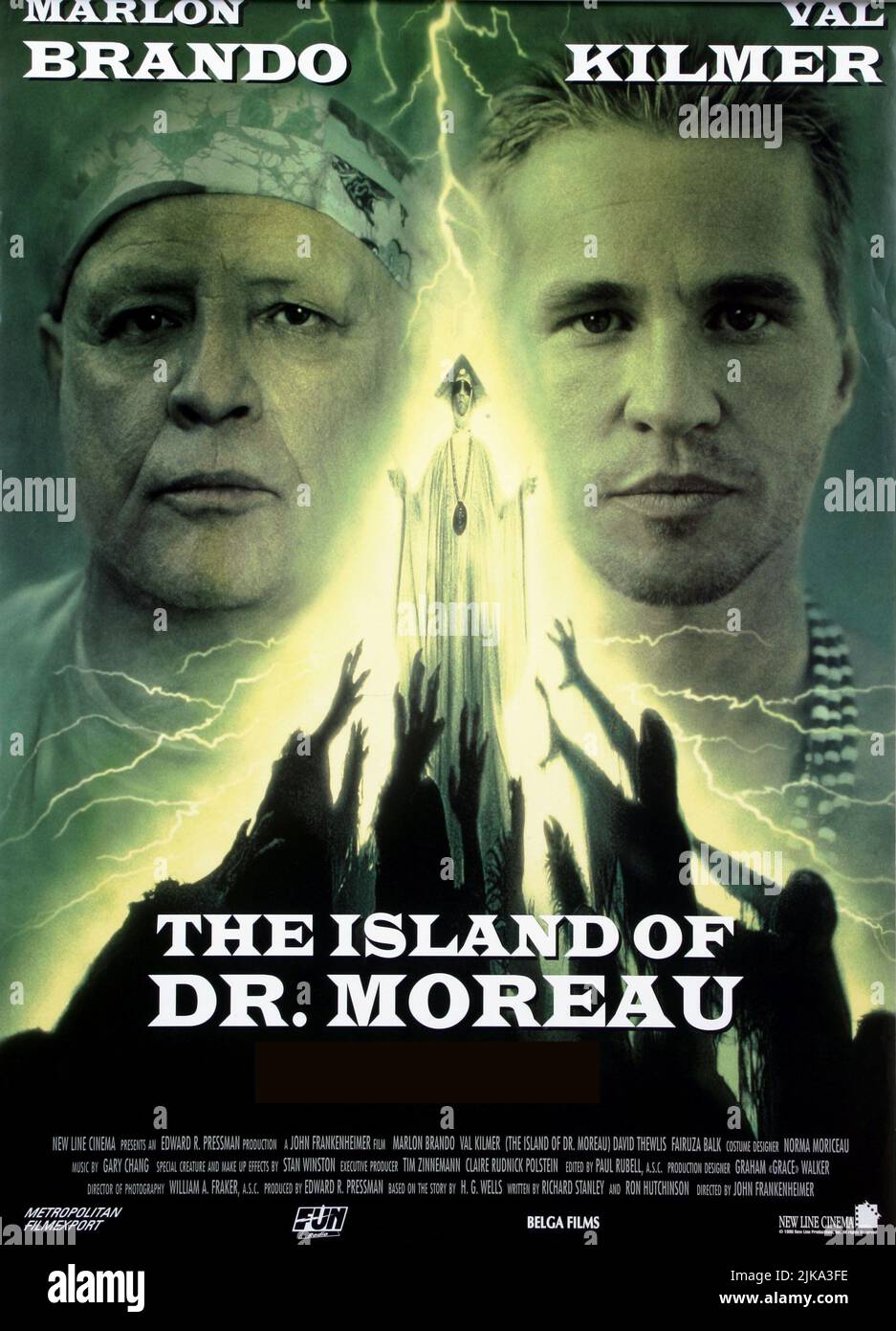 Marlon Brando & Val Kilmer Poster Film: The Island Of Dr. Moreau (USA 1996) Characters: Dr. Moreau &  Director: John Frankenheimer 23 August 1996   **WARNING** This Photograph is for editorial use only and is the copyright of NEW LINE CINEMA and/or the Photographer assigned by the Film or Production Company and can only be reproduced by publications in conjunction with the promotion of the above Film. A Mandatory Credit To NEW LINE CINEMA is required. The Photographer should also be credited when known. No commercial use can be granted without written authority from the Film Company. Stock Photo