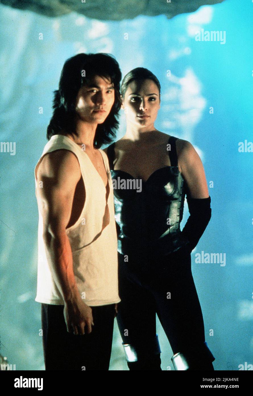 Robin Shou & Talisa Soto Film: Mortal Kombat 2: Annihilation (1997) Characters: Liu Kang & Princess Kitana  Director: John R. Leonetti 21 November 1997   **WARNING** This Photograph is for editorial use only and is the copyright of NEW LINE and/or the Photographer assigned by the Film or Production Company and can only be reproduced by publications in conjunction with the promotion of the above Film. A Mandatory Credit To NEW LINE is required. The Photographer should also be credited when known. No commercial use can be granted without written authority from the Film Company. Stock Photo