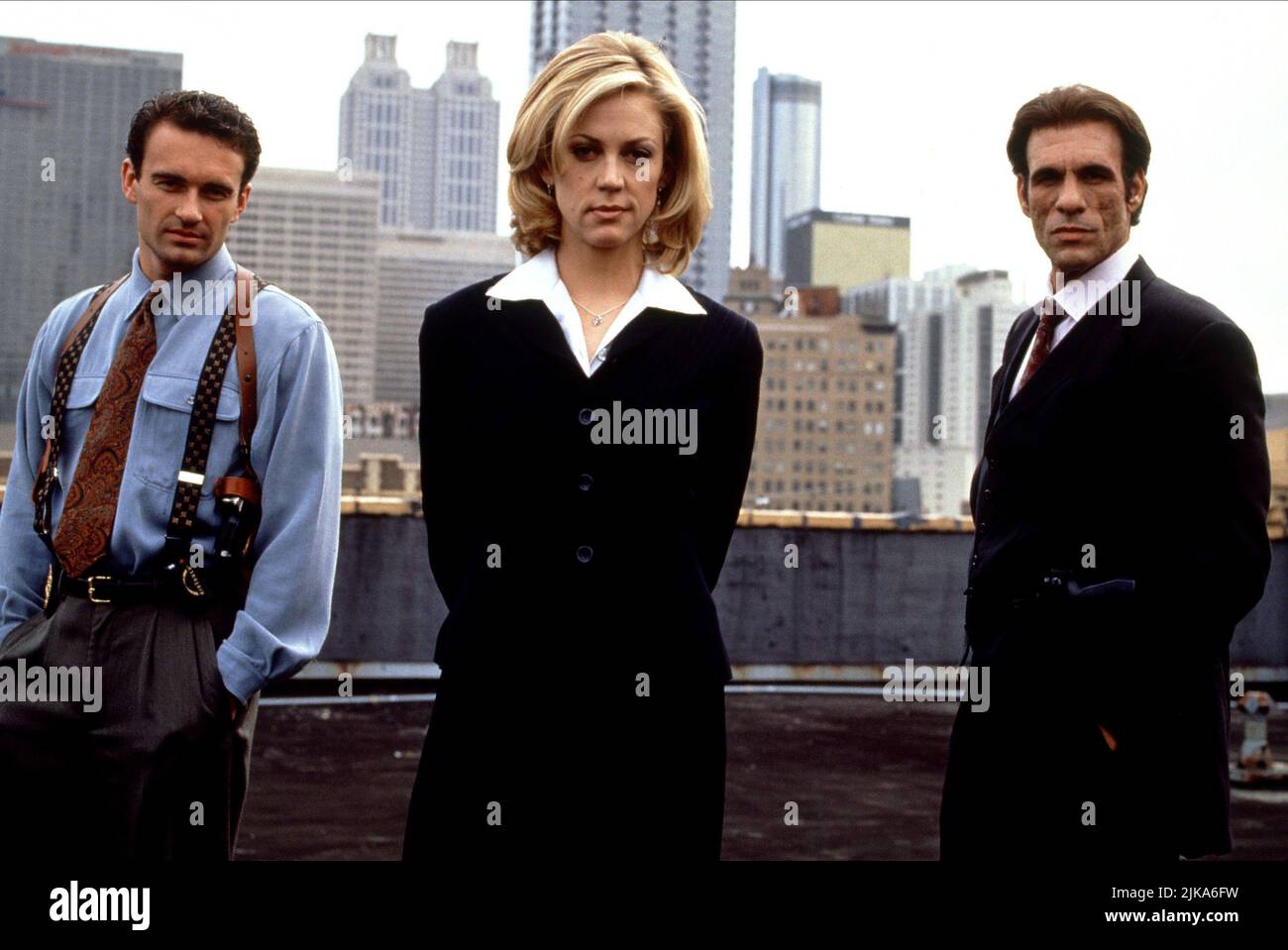 Julian Mcmahon, Ally Walker & Robert Davi Film: Profiler (1996) Characters: Det. John Grant, Dr. Samantha ''Sam'' Waters, Agent Bailey Malone  Director: Cynthia Saunders 21 September 1996   **WARNING** This Photograph is for editorial use only and is the copyright of NBC and/or the Photographer assigned by the Film or Production Company and can only be reproduced by publications in conjunction with the promotion of the above Film. A Mandatory Credit To NBC is required. The Photographer should also be credited when known. No commercial use can be granted without written authority from the Film Stock Photo