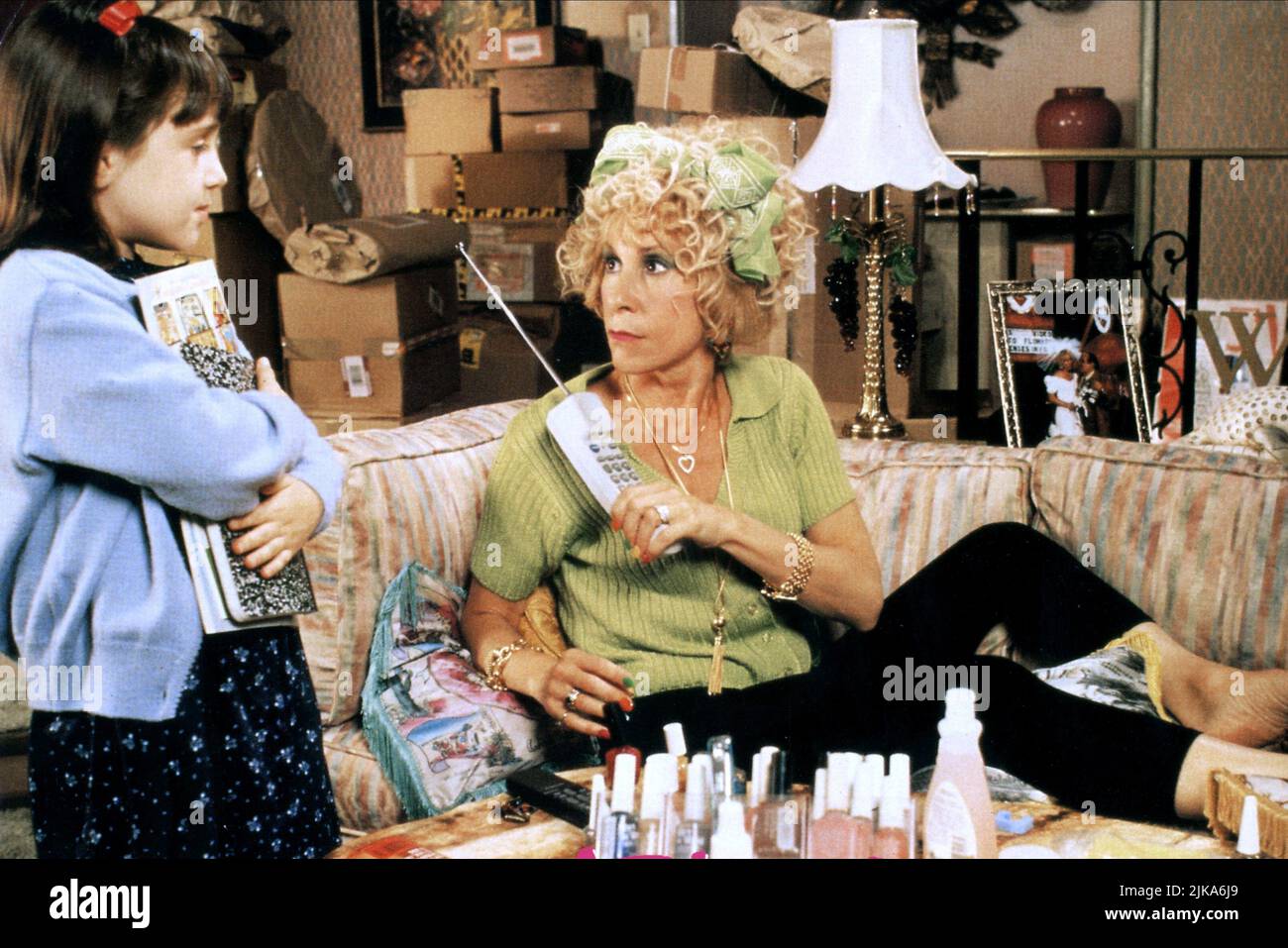 Matilda danny devito mara wilson hires stock photography and images