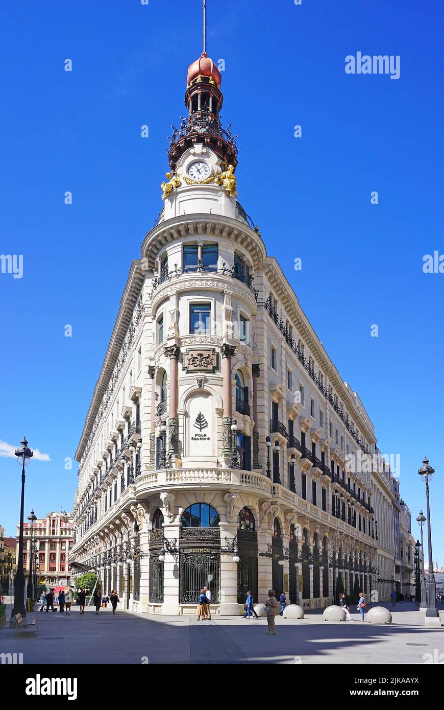 The Metropolis Building aka Edificio Metrópolis in Madrid Spain. Stock Photo