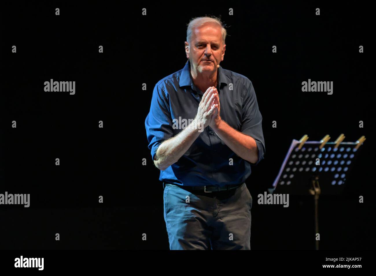 Camaiore, Italy. 29th July, 2022. Enrico Bertolino performs at Giorgio Gaber Festival in front of the Camaiore audience. (Photo by Stefano Dalle Luche/Pacific Press/Sipa USA) Credit: Sipa USA/Alamy Live News Stock Photo
