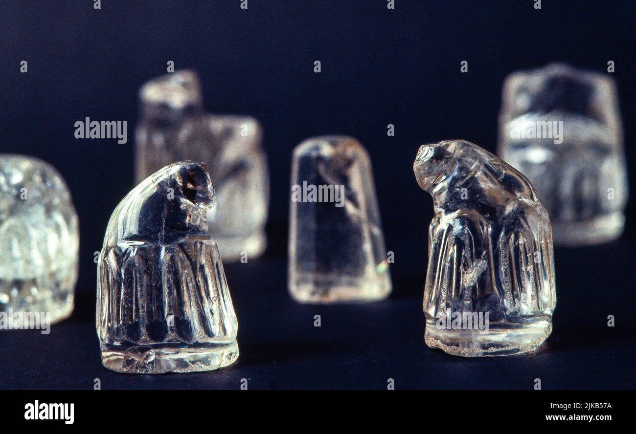 Piezas de ajedrez de cristal de roca, 1068, procedentes de la ex Colegiata  de San Pedro de Àger. Museu Diocesà de Lleida Stock Photo - Alamy