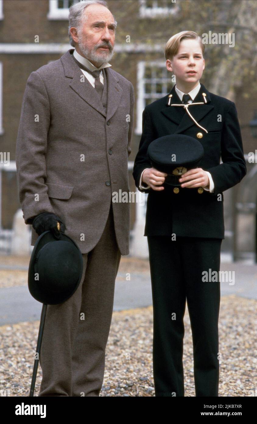 Nigel Hawthorne & Guy Edwards Film: The Winslow Boy (UK/USA 1999) Characters: Arthur Winslow, Ronnie Winslow  Director: David Mamet 16 April 1999   **WARNING** This Photograph is for editorial use only and is the copyright of COLUMBIA TRISTAR and/or the Photographer assigned by the Film or Production Company and can only be reproduced by publications in conjunction with the promotion of the above Film. A Mandatory Credit To COLUMBIA TRISTAR is required. The Photographer should also be credited when known. No commercial use can be granted without written authority from the Film Company. Stock Photo