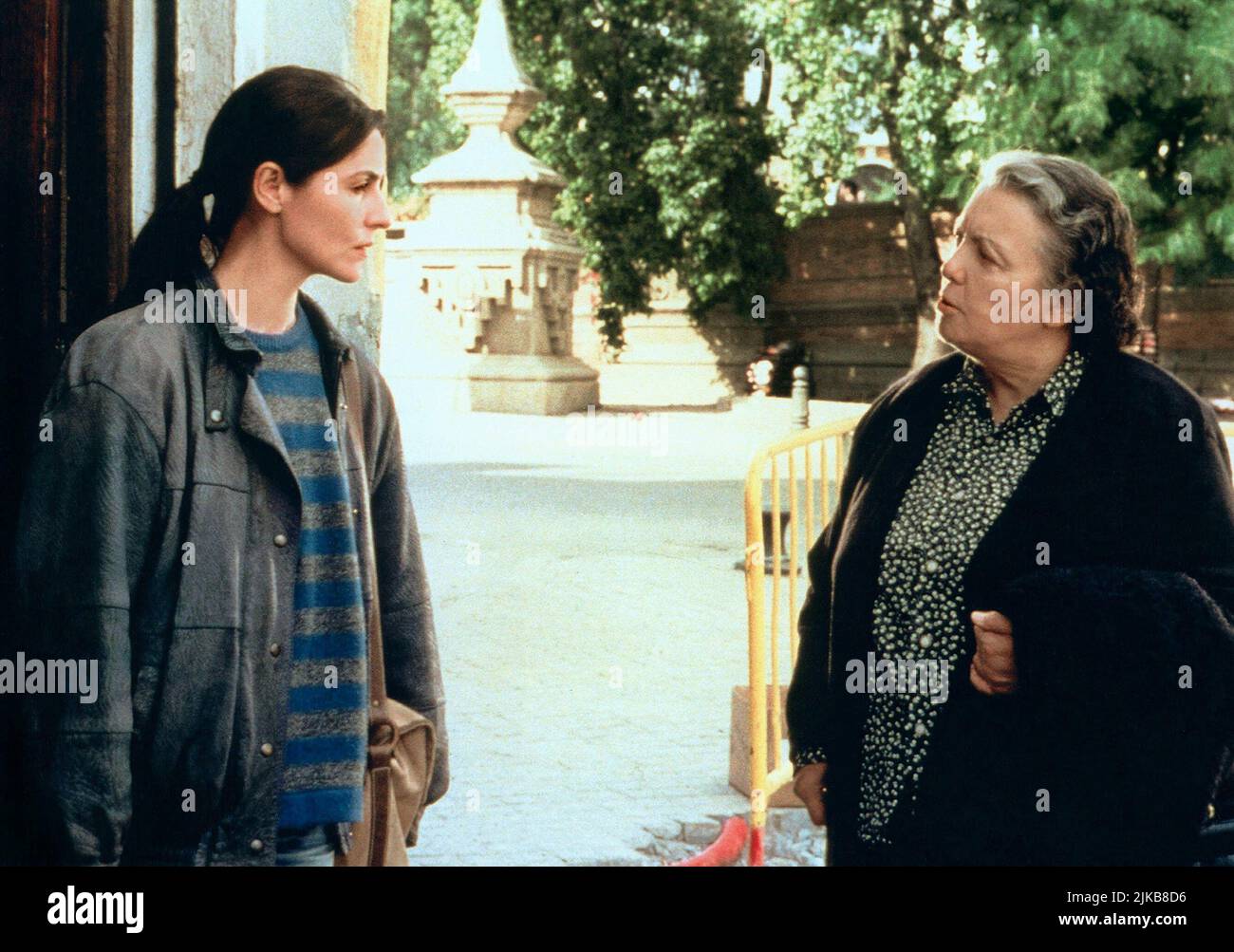 Ana Fernandez & Maria Galiana  Film Solas (1999) Characters: Maria & Madre  Director: Benito Zambrano 17 February 1999   **WARNING** This Photograph is for editorial use only and is the copyright of FIREWORKS PICTURES and/or the Photographer assigned by the  Film or Production Company and can only be reproduced by publications in conjunction with the promotion of the above  Film. A Mandatory Credit To FIREWORKS PICTURES is required. The Photographer should also be credited when known. No commercial use can be granted without written authority from the  Film Company. Stock Photo