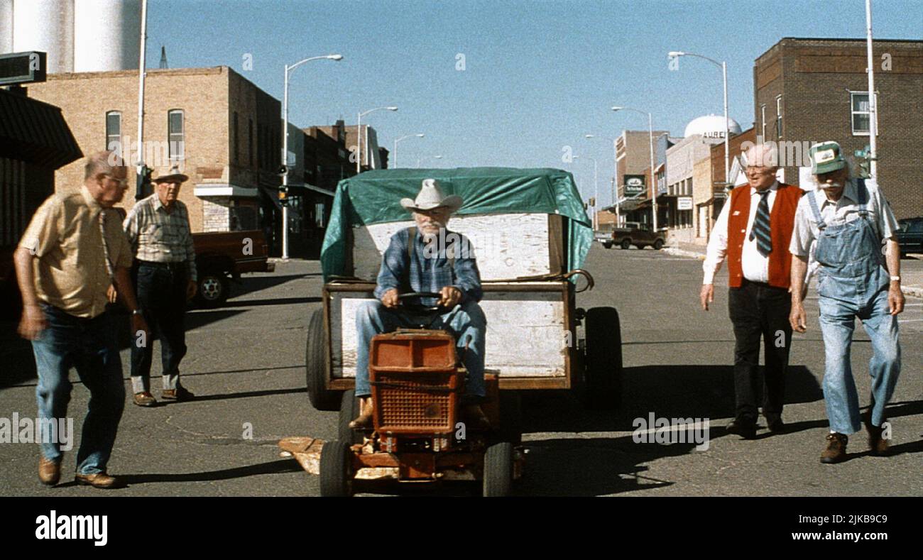 Jack Walsh, Joseph A. Carpenter & Richard Farnsworth Film: The Straight Story (USA/UK/FR 1999) Characters: Apple,Bud & Alvin Straight  Director: David Lynch 21 May 1999   **WARNING** This Photograph is for editorial use only and is the copyright of ASYMMETRICAL PRODUCTIONS and/or the Photographer assigned by the Film or Production Company and can only be reproduced by publications in conjunction with the promotion of the above Film. A Mandatory Credit To ASYMMETRICAL PRODUCTIONS is required. The Photographer should also be credited when known. No commercial use can be granted without written a Stock Photo