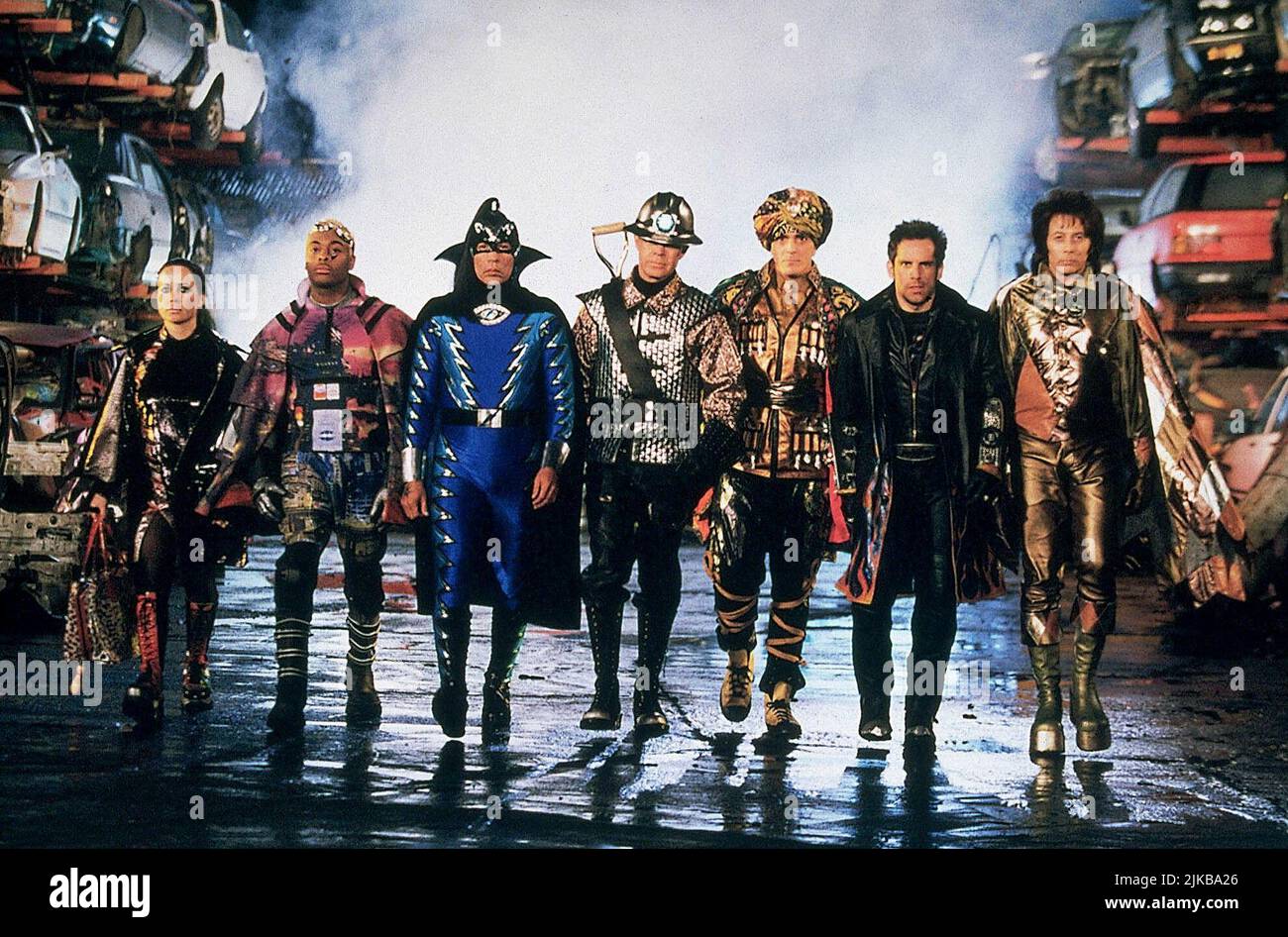 Janeane Garofalo,Kel Mitchell,Wes Studi,William H. Macy, Hank Azaria, Ben Stiller, Paul Reubens Film: Mystery Men (USA 1999) Characters: The Bowler,The Invisible Boy,The Sphinx,The Shoveller,The Blue Raja,Mr. Furious,The Spleen  Director: Kinka Usher 22 July 1999   **WARNING** This Photograph is for editorial use only and is the copyright of UNIVERSAL and/or the Photographer assigned by the Film or Production Company and can only be reproduced by publications in conjunction with the promotion of the above Film. A Mandatory Credit To UNIVERSAL is required. The Photographer should also be credit Stock Photo