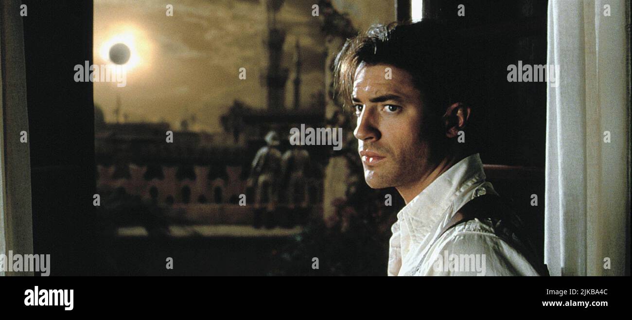 Brendan Fraser Film: The Mummy (USA 1999) Characters: Richard 'Rick' O'Connell  Director: Stephen Sommers 16 April 1999   **WARNING** This Photograph is for editorial use only and is the copyright of UNIVERSAL PICTURES and/or the Photographer assigned by the Film or Production Company and can only be reproduced by publications in conjunction with the promotion of the above Film. A Mandatory Credit To UNIVERSAL PICTURES is required. The Photographer should also be credited when known. No commercial use can be granted without written authority from the Film Company. Stock Photo