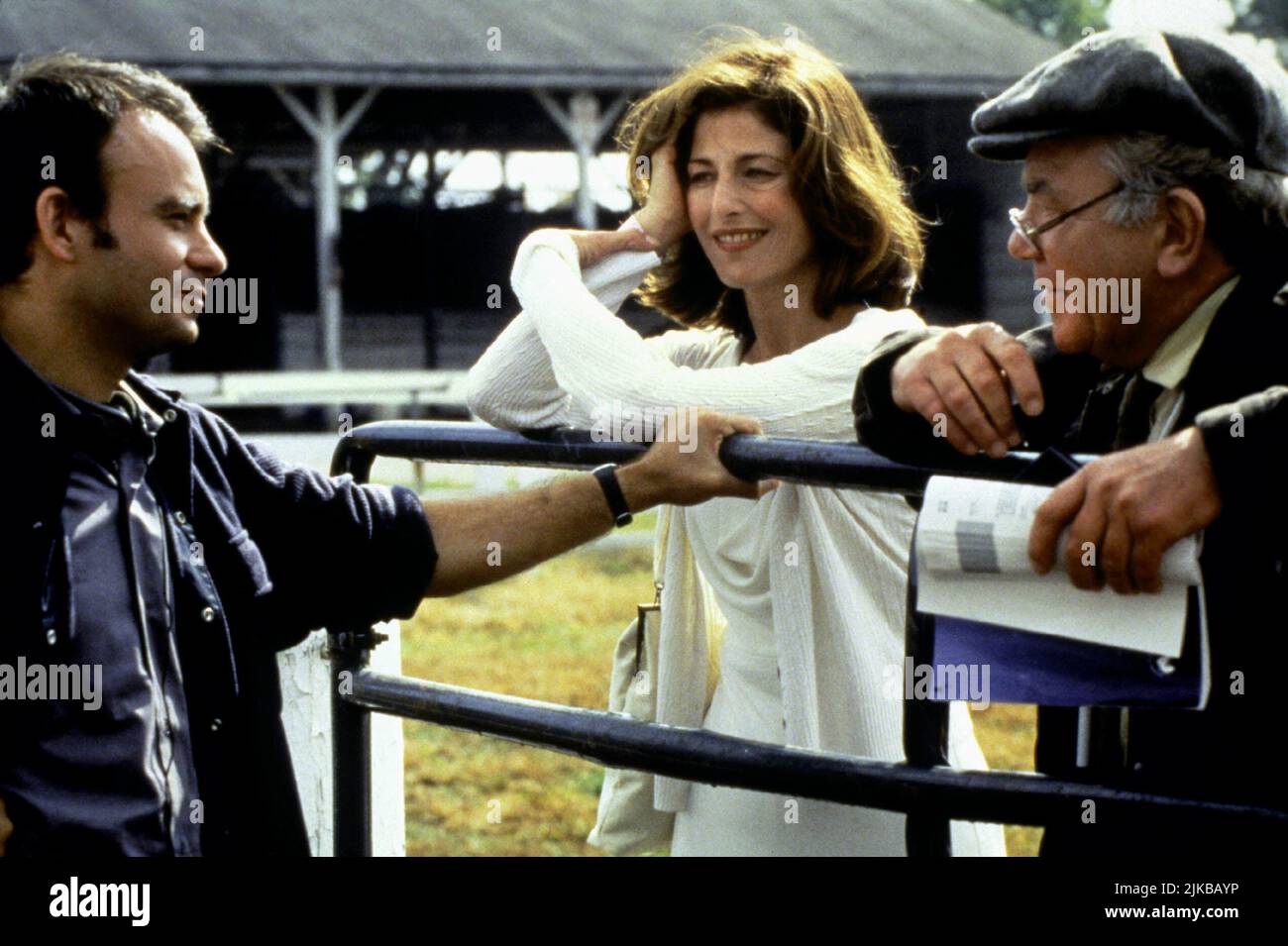 Matthew Warchus, Catherine Keener & Albert Finney Film: Simpatico (USA/UK/FR 1999) Characters: ,Cecilia & Simms / Ryan Ames  / Based On The Play By Sam Shepard Director: Matthew Warchus 15 September 1999   **WARNING** This Photograph is for editorial use only and is the copyright of ZEAL PICTURES and/or the Photographer assigned by the Film or Production Company and can only be reproduced by publications in conjunction with the promotion of the above Film. A Mandatory Credit To ZEAL PICTURES is required. The Photographer should also be credited when known. No commercial use can be granted with Stock Photo