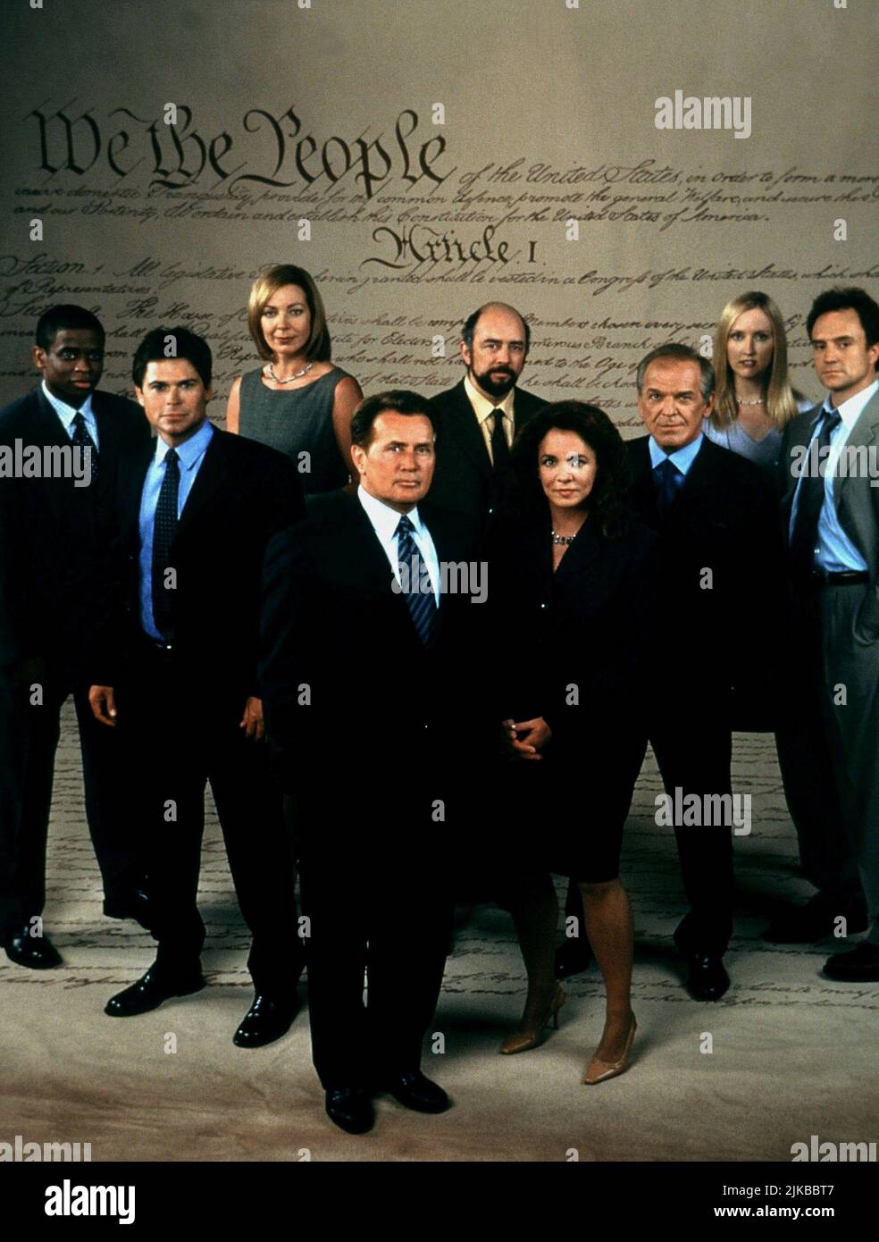 Dule Hill, Rob Lowe, Allison Janney, Martin Sheen, Richard Schiff, Stockard Channing, John Spencer, Janel Moloney Television: The West Wing : Season 1 (1999) Characters: Charlie Young,Sam Seaborn,Claudia Jean 'C.J.' Cregg,President Josiah 'Jed' Bartlet,Toby Ziegler,Abbey Bartlet,Leo McGarry,Donna Moss  22 September 1999   **WARNING** This Photograph is for editorial use only and is the copyright of WARNER BROS. and/or the Photographer assigned by the Film or Production Company and can only be reproduced by publications in conjunction with the promotion of the above Film. A Mandatory Credit To Stock Photo