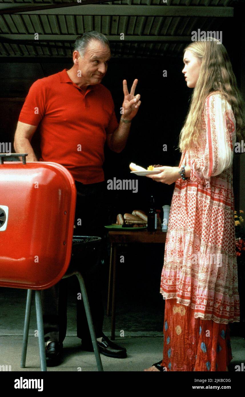 Bill Smitrovich & Julia Stiles Television The 60'S (1999) 07