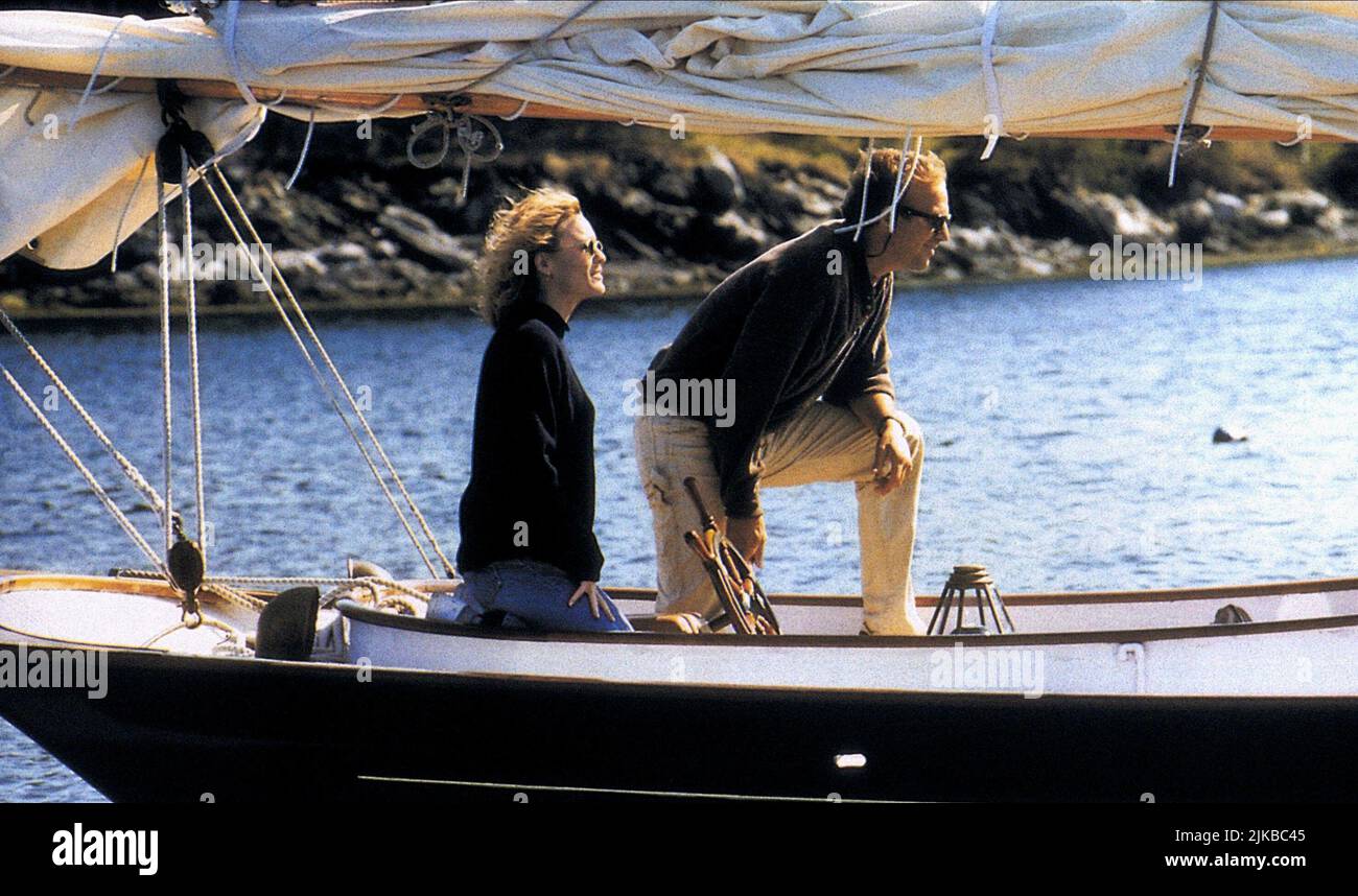 Robin Wright & Kevin Costner Film Message In A Bottle
