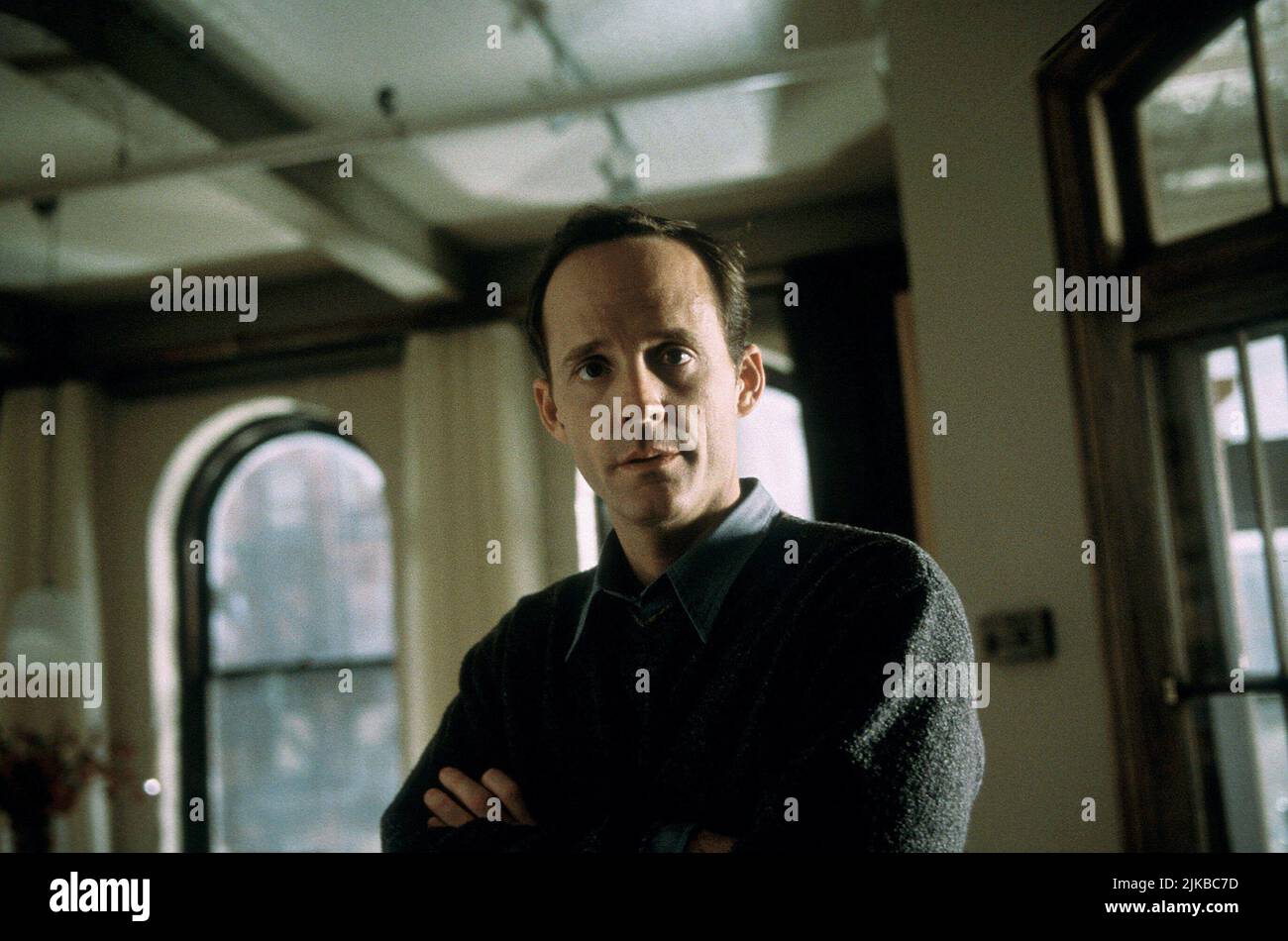 John Benjamin Hickey  Film The Bone Collector (USA/CAN 1999) Characters: Dr. Barry Lehman  Director: Phillip Noyce 29 August 1999   **WARNING** This Photograph is for editorial use only and is the copyright of COLUMBIA PICTURES and/or the Photographer assigned by the  Film or Production Company and can only be reproduced by publications in conjunction with the promotion of the above  Film. A Mandatory Credit To COLUMBIA PICTURES is required. The Photographer should also be credited when known. No commercial use can be granted without written authority from the  Film Company. Stock Photo