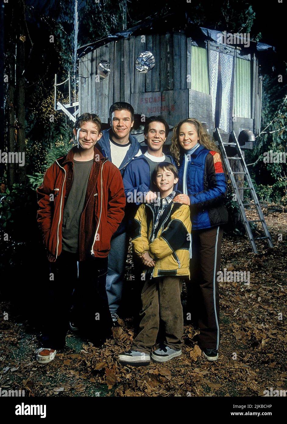 Adam Wylie, Marcus Turner, Michael Shulman, Andrew Ducote & Erika Christensen Film: Can Of Worms (1999) Characters: Nick,Scott Tribler,Mike Pillsbury,Jay & Katelyn Sands  Director: Paul Schneider 10 April 1999   **WARNING** This Photograph is for editorial use only and is the copyright of The Film Company and/or the Photographer assigned by the Film or Production Company and can only be reproduced by publications in conjunction with the promotion of the above Film. A Mandatory Credit To The Film Company is required. The Photographer should also be credited when known. No commercial use can be Stock Photo