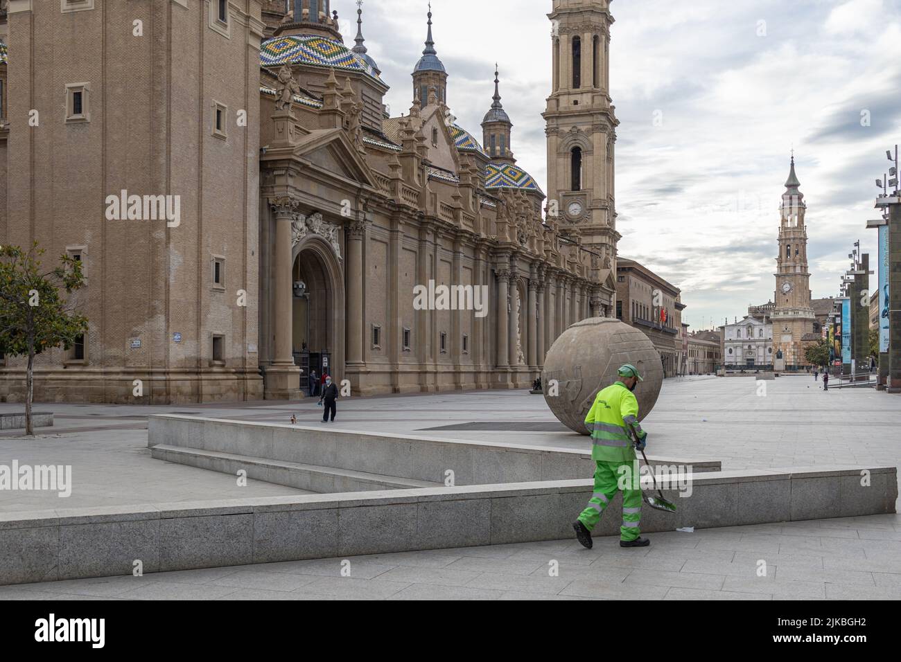 ZARAGOZA, SPAIN-MAY 15, 2021: Plaza (square) de Nuestra Senora del Pilar in the morning Stock Photo