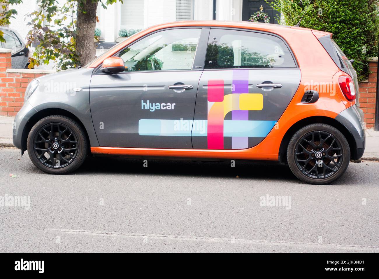 Hiyacar a peer to peer car rental cheaper option in UK Stock Photo Alamy