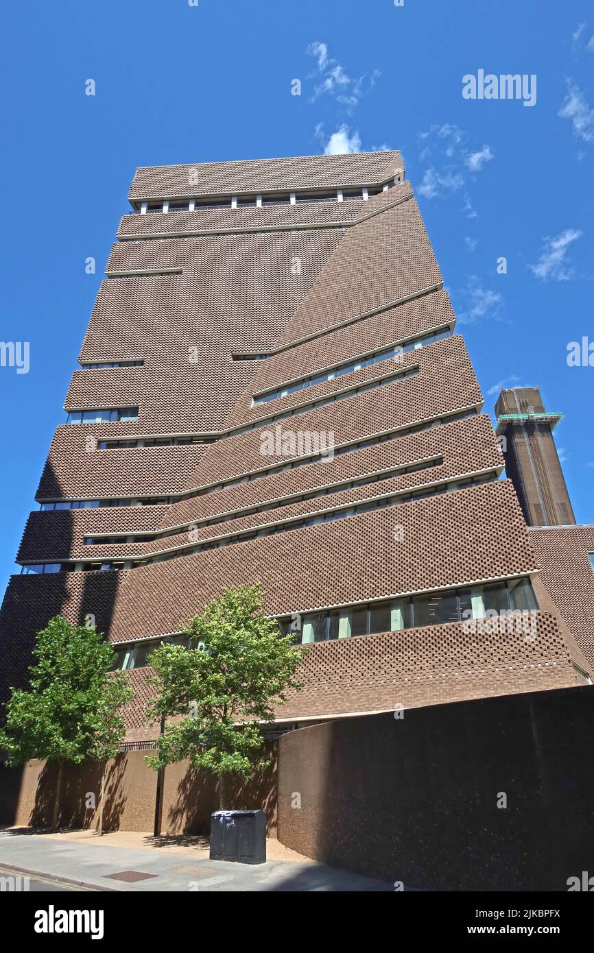 The Blavatnik Building, architects Herzog & de Meuron, Tate Modern, Bankside, London, England, UK,  SE1 9TG Stock Photo