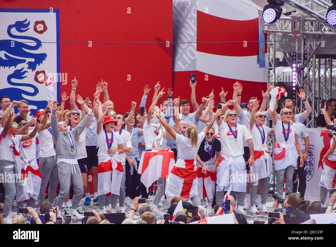 London, UK. 1st August 2022. The Lionesses on stage. Thousands of people gathered in Trafalgar Square to celebrate the England team - the Lionesses -  winning Women's Euro 2022 football tournament. Credit: Vuk Valcic/Alamy Live News Stock Photo
