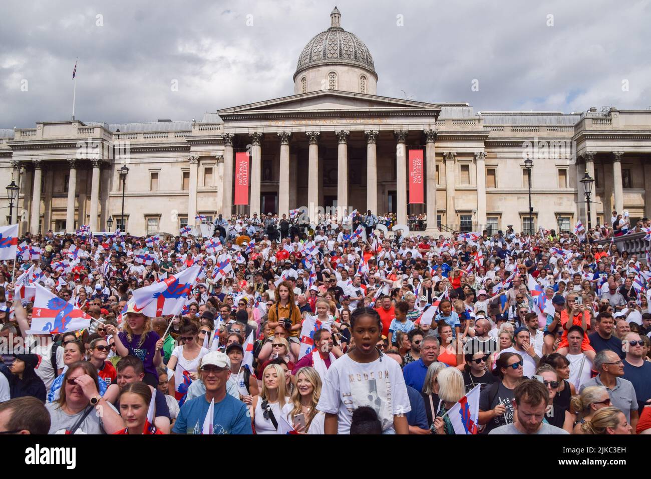 London Uk 1st August 2022 Thousands Of People Gathered In Trafalgar London Uk 1st August 2022 Thousands Of People Gathered In Trafalgar