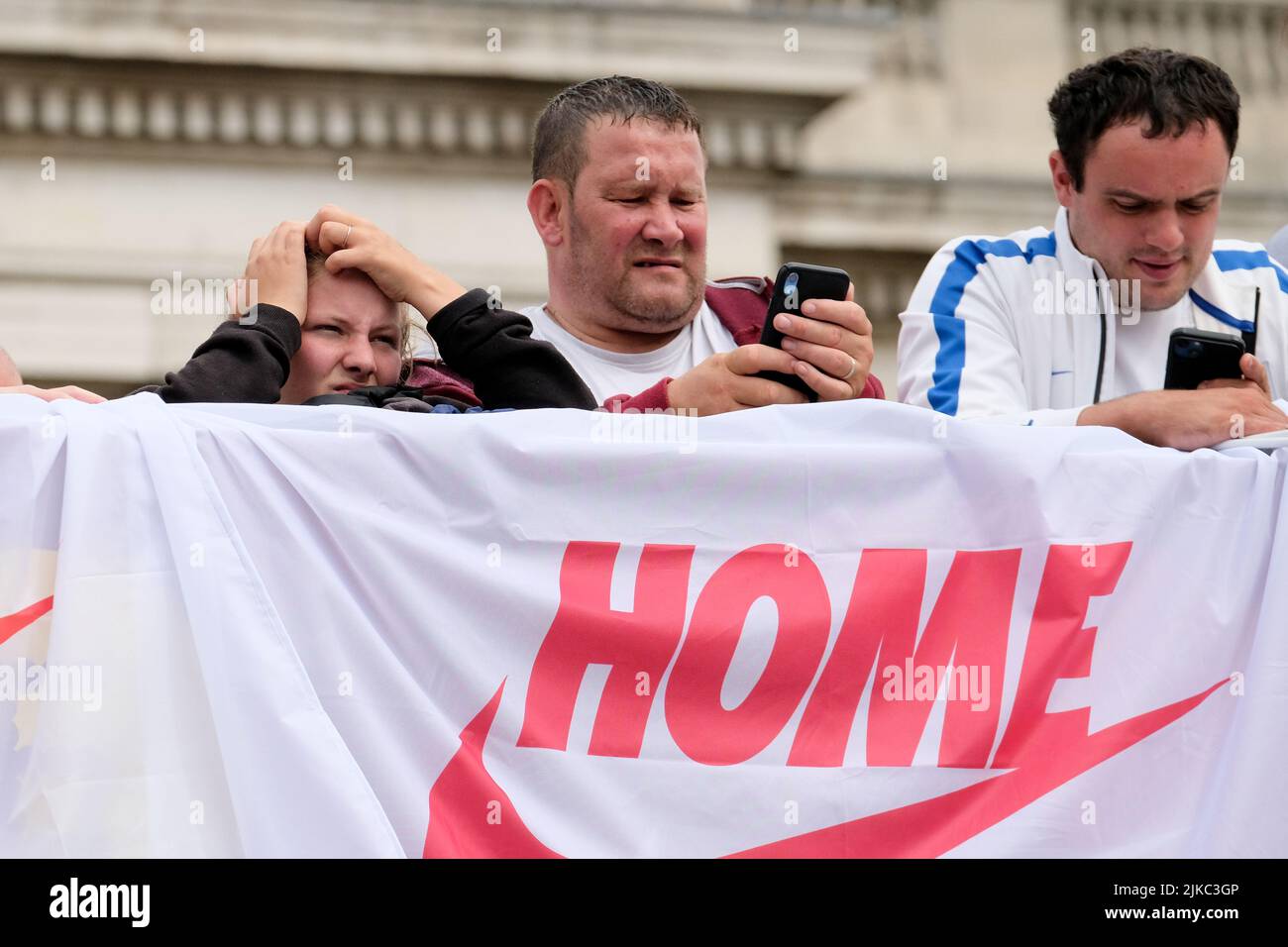 Trafalgar Square, London, UK. 1st Aug 2022. The Lionesses and their fans celebrate winning the UEFA Women's EURO England 2022. Credit: Matthew Chattle/Alamy Live News Stock Photo