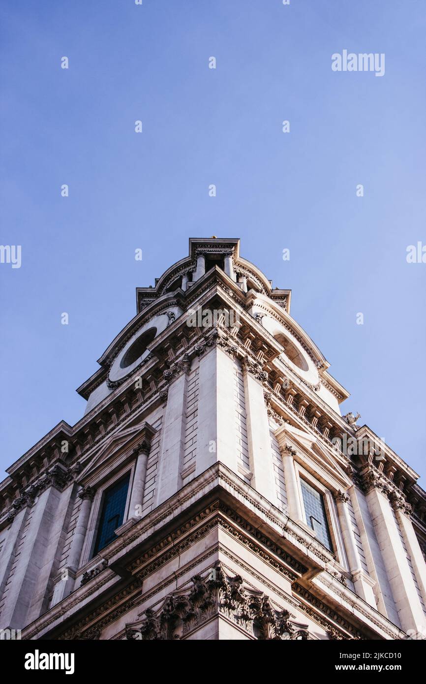 A vertical, low angle shot of St Paul's Cathedral in London Stock Photo ...