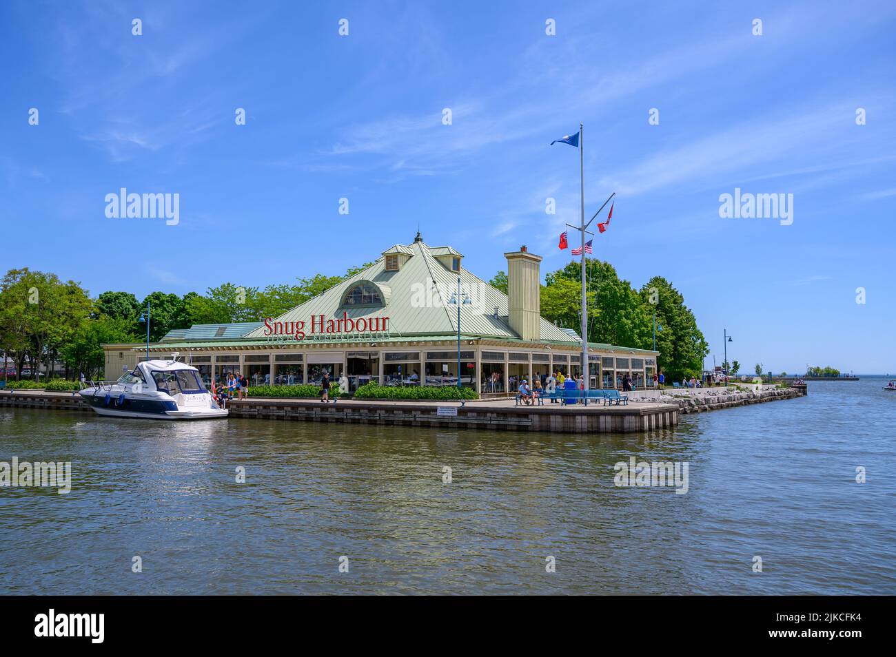 Snug Harbour Seafood Bar and Grill by the Credit River at Port Credit, Mississauga, ON, Canada. Stock Photo