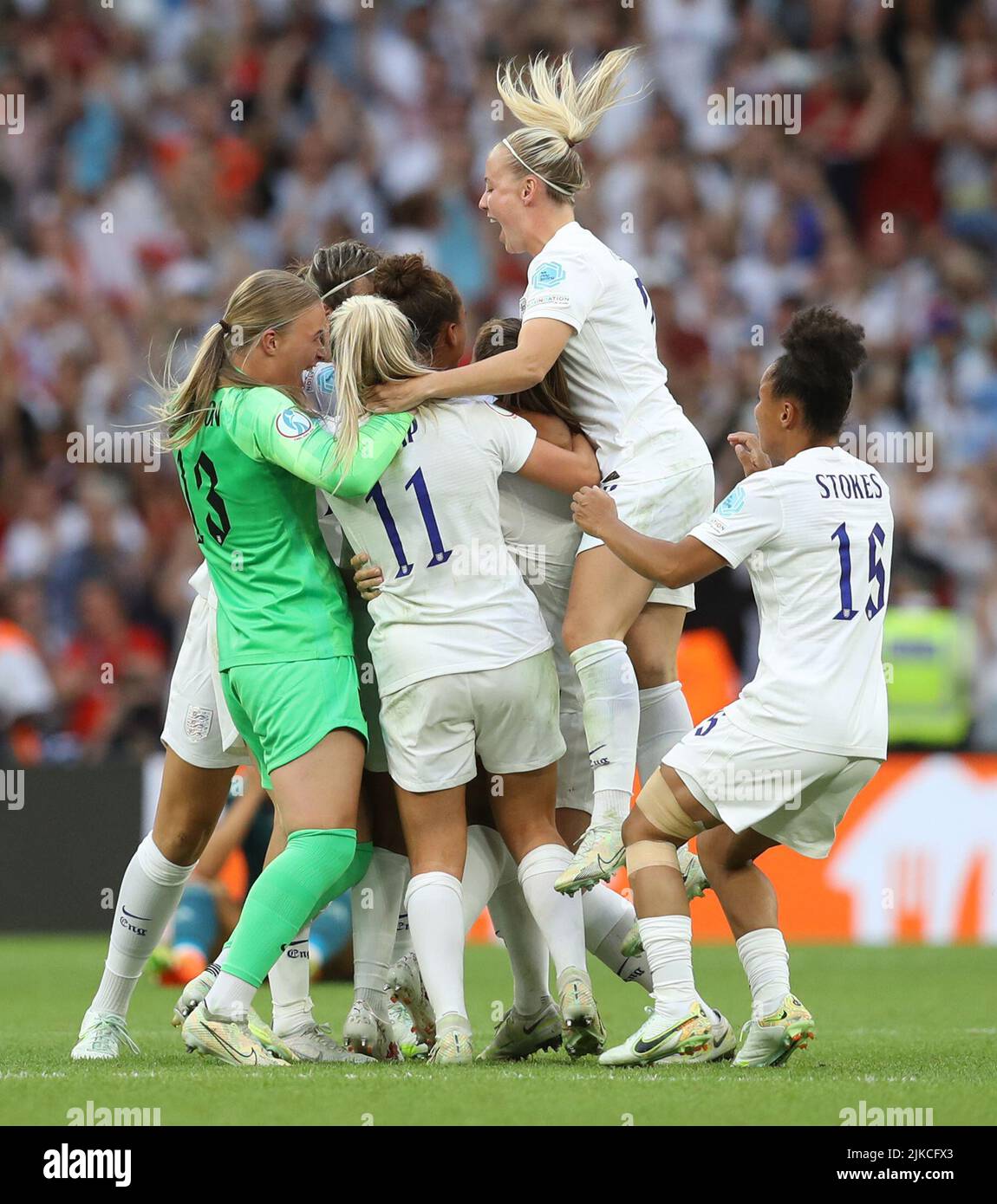 London, England, 31st July 2022. The England team celebrate at the final whistle after the UEFA Women's European Championship 2022 match at Wembley Stadium, London. Picture credit should read: Paul Terry / Sportimage Stock Photo
