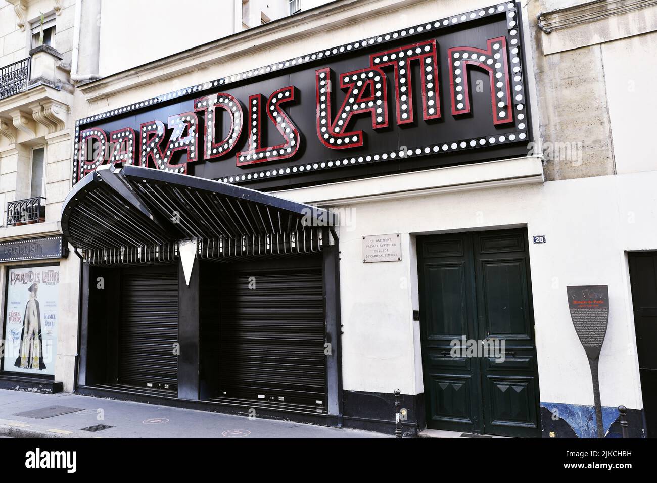 Le Paradis Latin Paris France Stock Photo Alamy